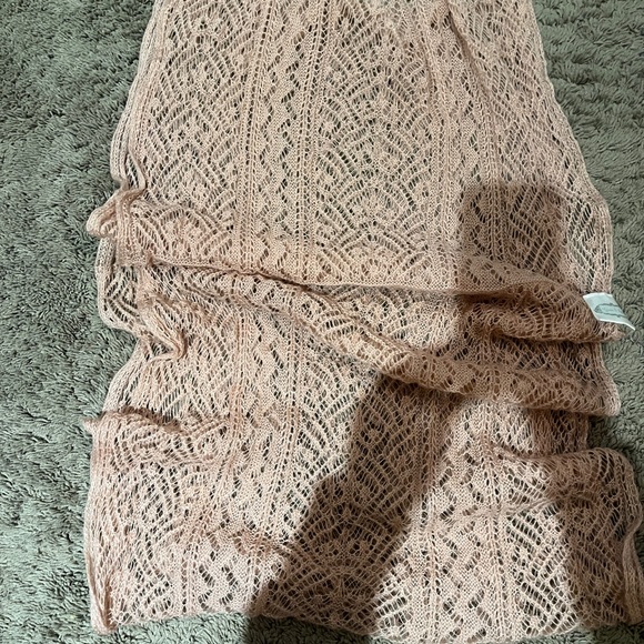 Grace & Lace knit infinity scarf, peach color - Picture 3 of 3